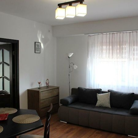 Still Apartament Craiova Esterno foto