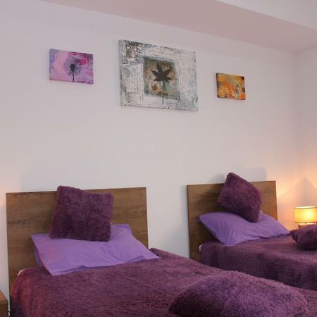 Still Apartament Craiova Esterno foto