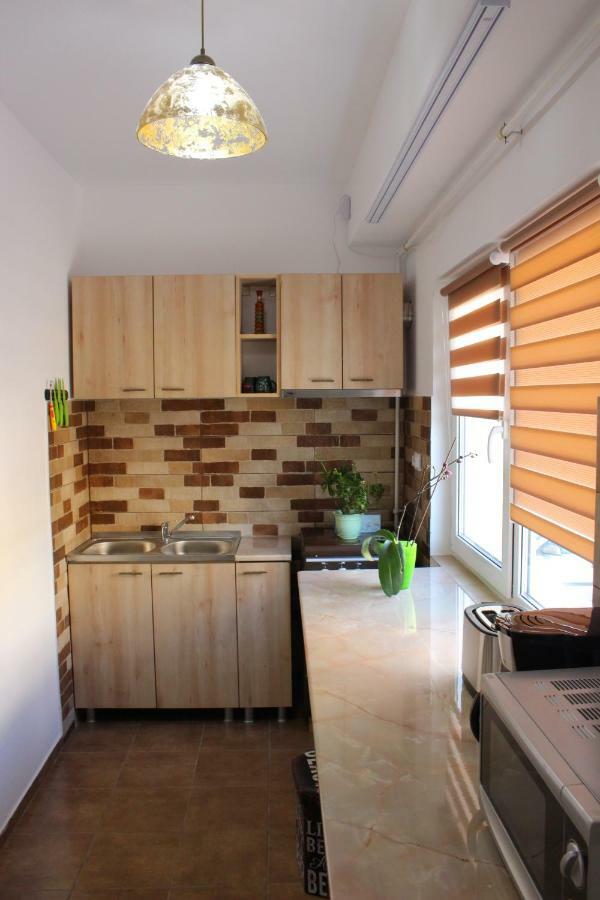 Still Apartament Craiova Esterno foto